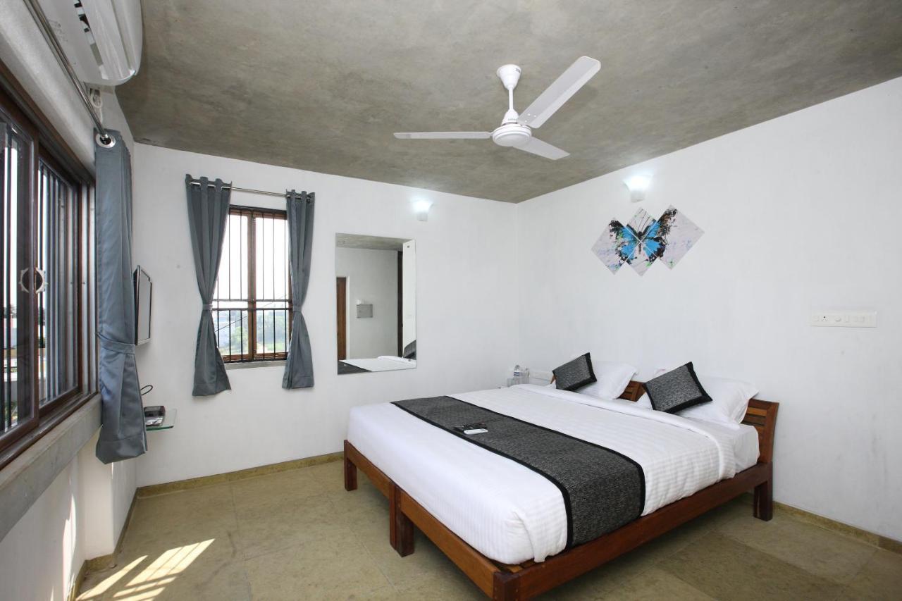 Hotel Du Palais - Auroville Beach Пондичерри Экстерьер фото