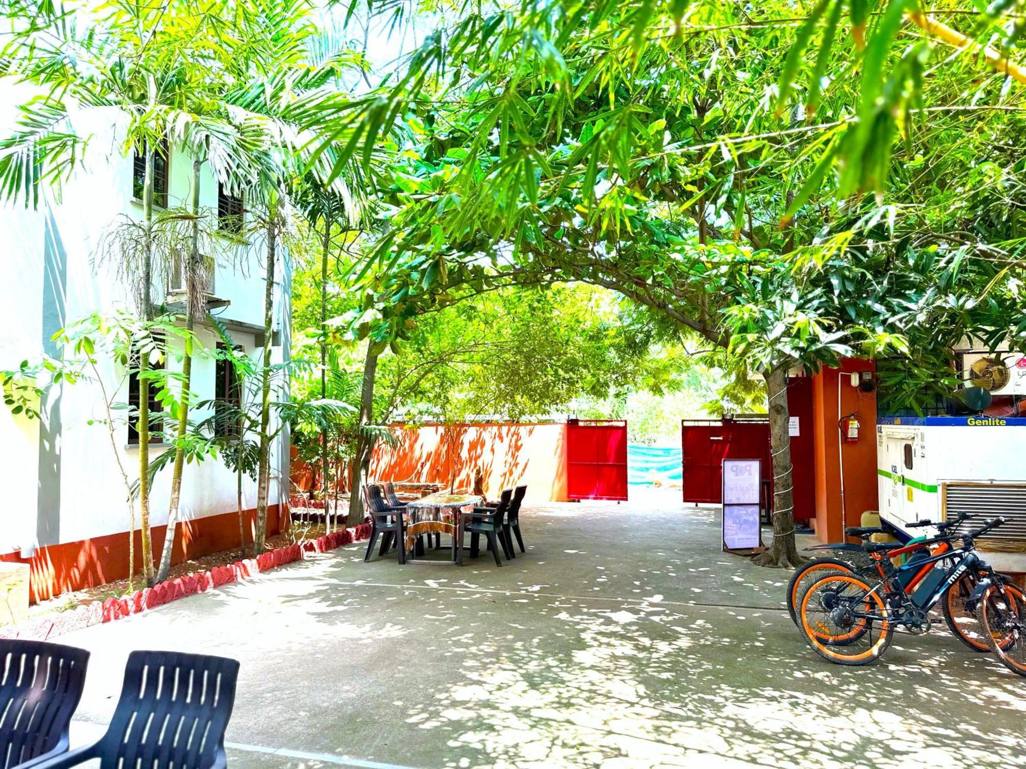 Hotel Du Palais - Auroville Beach Пондичерри Экстерьер фото