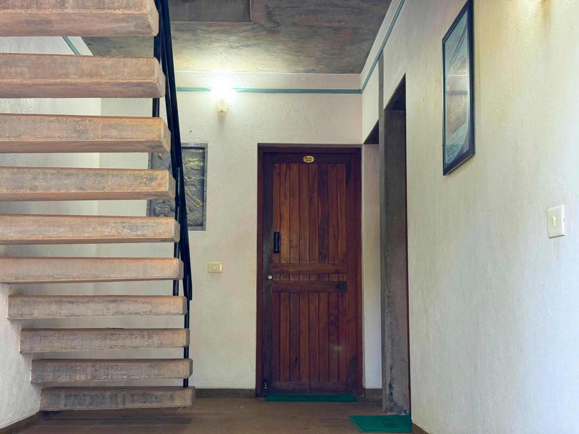Hotel Du Palais - Auroville Beach Пондичерри Экстерьер фото